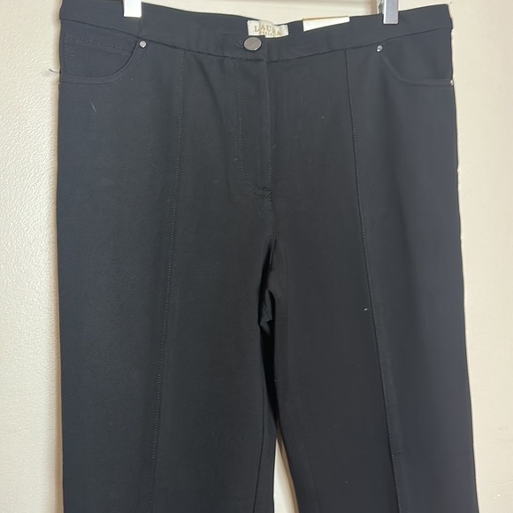 Laura Petites Signature Fit Straight Leg Comfort Stretch Black Pants - Picture 10 of 14